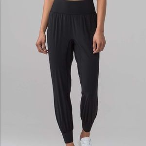 lululemon Sun Setter Jogger